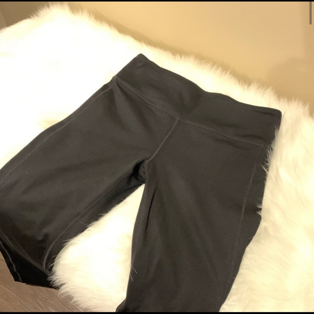 NWOT Fabletics Powerhold legging yoga pant
